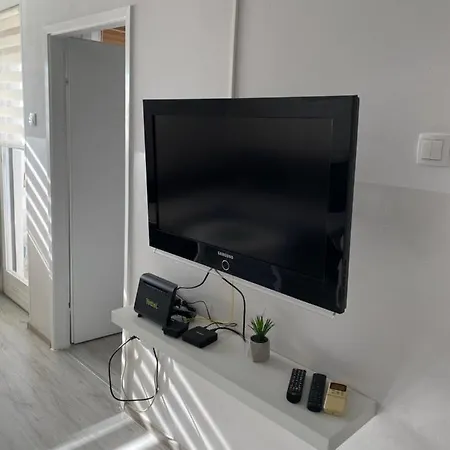 Ema Lux 2 Lägenhet *